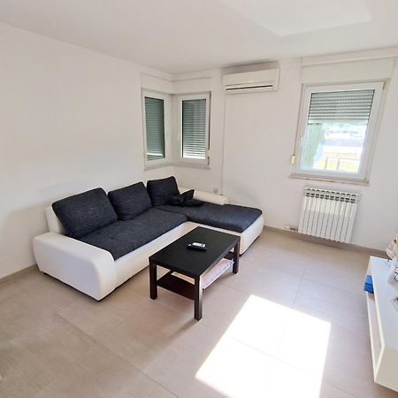 Apartments Vedran Punat Kültér fotó