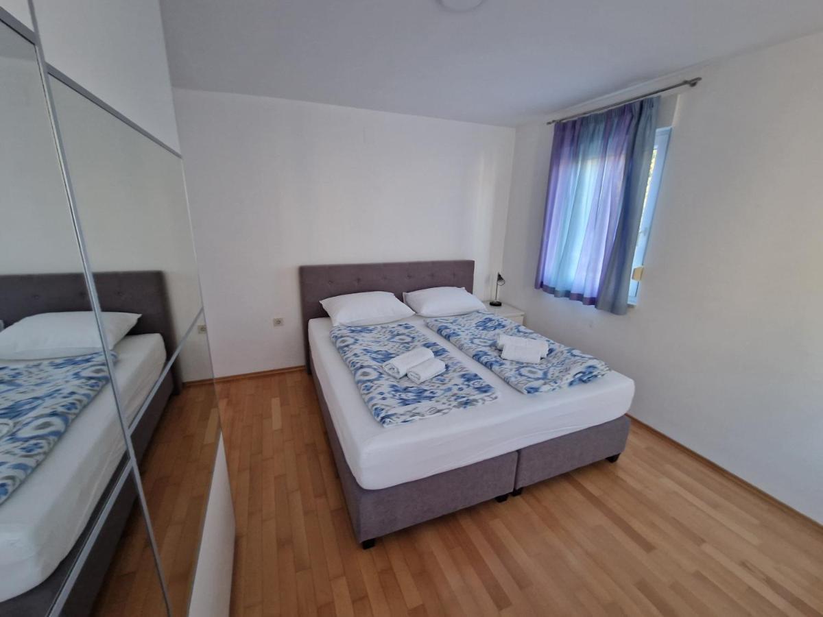 Apartments Vedran Punat Kültér fotó
