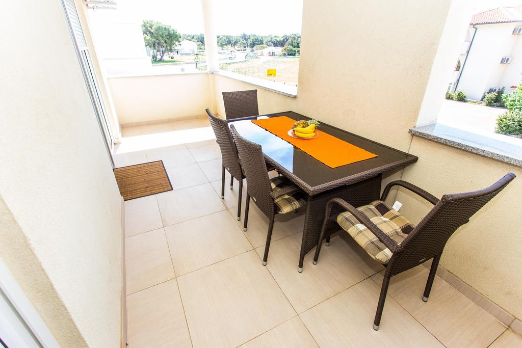 Apartments Vedran Punat Kültér fotó
